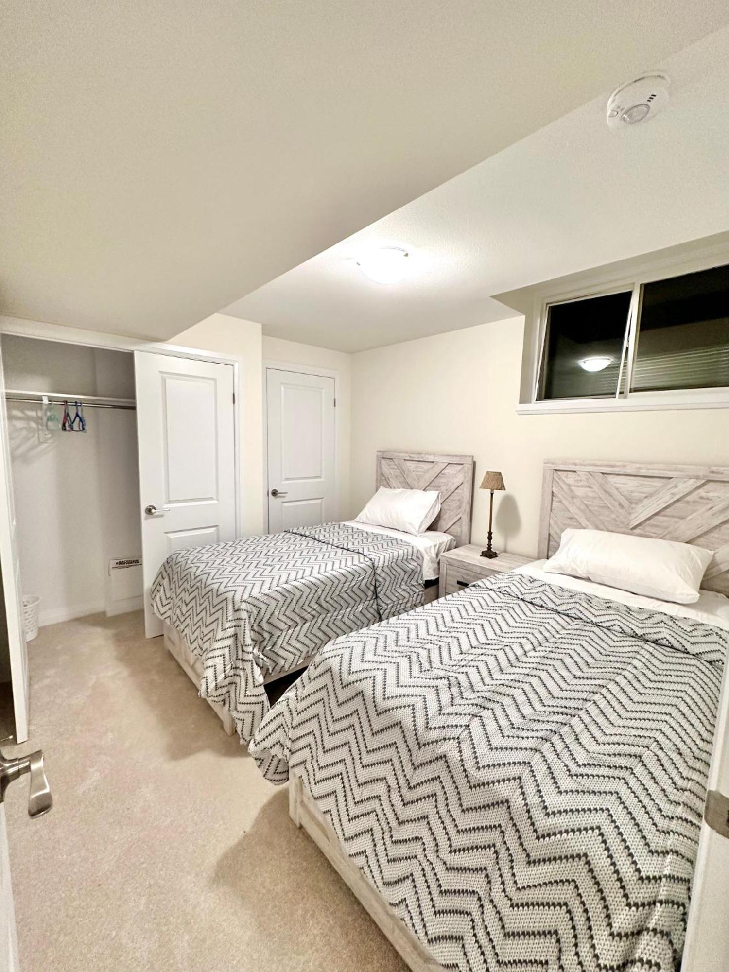 Entire Home In Niagara Falls, Canada 외부 사진